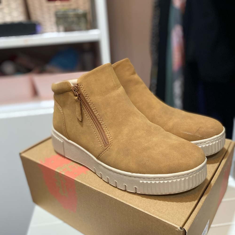 Soul Naturalizer bootie sneaker
